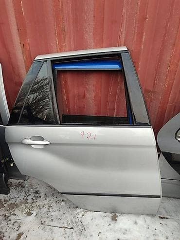 Дверь Задняя правая BMW at lalafo.kg Дверь Задняя правая BMW