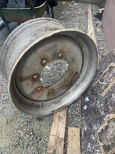 Железные Диски R 22,5 1 шт, отверстий - 8 at lalafo.kg Железные Диски R 22,5 1 шт, отверстий - 8