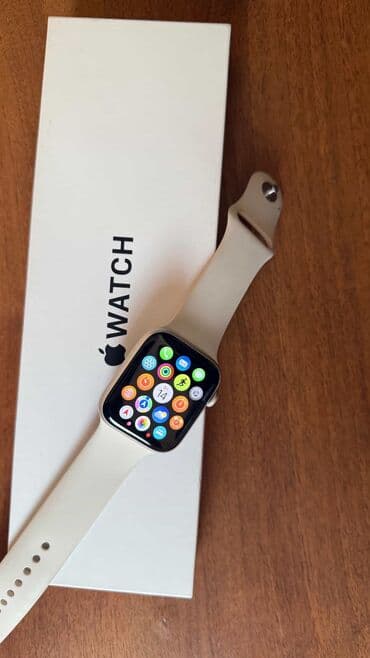 Продаю умные часы Apple Watch SE 2-го поколения с GPS. Ключевые at lalafo.kg Продаю умные часы Apple Watch SE 2-го поколения с GPS. Ключевые