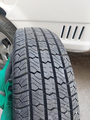 Шины 205 / 70 / R 15, Всесезонная, Внедорожные (АТ/МТ) at lalafo.kg Шины 205 / 70 / R 15, Всесезонная, Внедорожные (АТ/МТ)