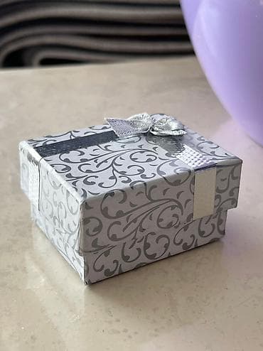 Төш белгилер: Шакек, Сүйүү шакеги, Үлгүсү 925, Аялдарга, Жаңы lalafo.kg да — 4 Төш белгилер: Шакек, Сүйүү шакеги, Үлгүсү 925, Аялдарга, Жаңы — 4