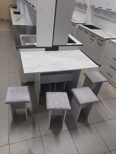 Кухонный стол и стул, Новый, Платная доставка, цвет - Серый at lalafo.kg Кухонный стол и стул, Новый, Платная доставка, цвет - Серый