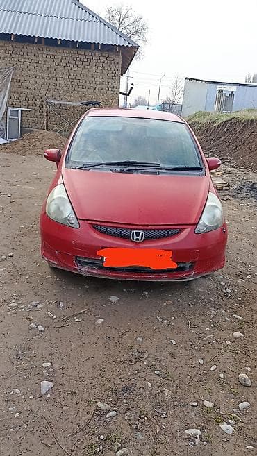 Honda Fit: 2004 г., 1.3 л, Вариатор, Бензин, Хэтчбэк at lalafo.kg Honda Fit: 2004 г., 1.3 л, Вариатор, Бензин, Хэтчбэк