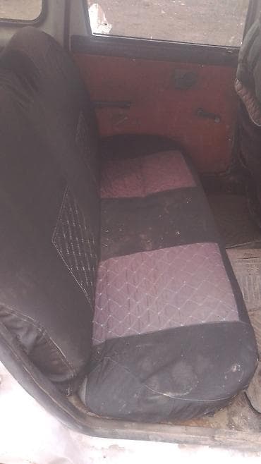 Suzuki Alto: 1996 г., 0.8 л, Механика, Бензин, Хэтчбэк at lalafo.kg — 6 Suzuki Alto: 1996 г., 0.8 л, Механика, Бензин, Хэтчбэк — 6