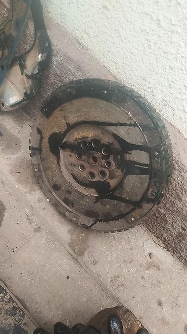 Дизельный мотор Hyundai 2015 г., 2.5 л, Б/у at lalafo.kg Дизельный мотор Hyundai 2015 г., 2.5 л, Б/у