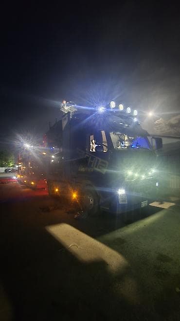 Тягач, Volvo, 2003 г., Сar carrier trailer at lalafo.kg Тягач, Volvo, 2003 г., Сar carrier trailer