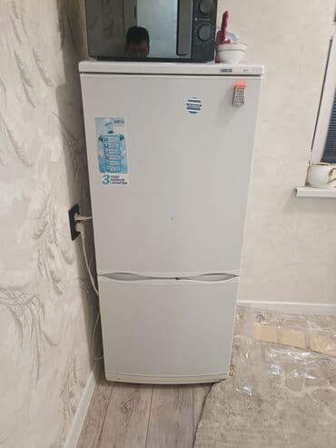 Холодильник Atlant, Б/у, Двухкамерный at lalafo.kg Холодильник Atlant, Б/у, Двухкамерный