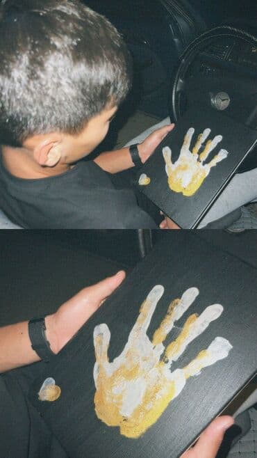 Картины Отпечатки ладони рук наборы Отпечаток ладони на холсте Наборы at lalafo.kg Картины Отпечатки ладони рук наборы Отпечаток ладони на холсте Наборы