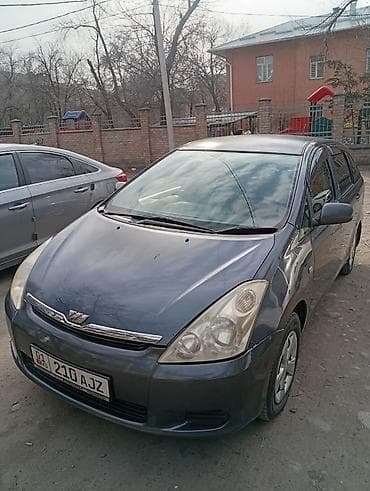 Toyota WISH: 2003 г., 2 л, Автомат, Бензин, Универсал at lalafo.kg Toyota WISH: 2003 г., 2 л, Автомат, Бензин, Универсал