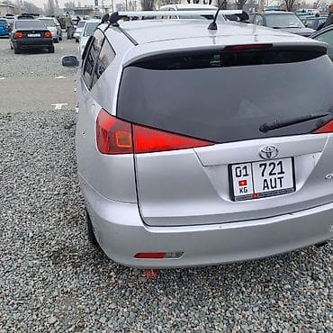 Toyota Caldina: 2003 г., 1.8 л, Вариатор, Бензин, Универсал at lalafo.kg Toyota Caldina: 2003 г., 1.8 л, Вариатор, Бензин, Универсал