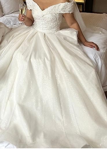 Вечернее платье, А-силуэт, Длинная модель, L, XL, 2XL at lalafo.kg Вечернее платье, А-силуэт, Длинная модель, L, XL, 2XL