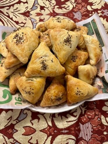 Домашняя выпечка 🥐 - Самса мини: слоёное тесто ручной работы at lalafo.kg Домашняя выпечка 🥐 - Самса мини: слоёное тесто ручной работы