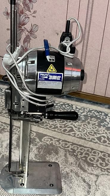 Закройный стол, Б/у at lalafo.kg Закройный стол, Б/у