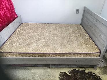 Кровать двуспальная с матрасом - Размер спального места: примерно at lalafo.kg Кровать двуспальная с матрасом - Размер спального места: примерно