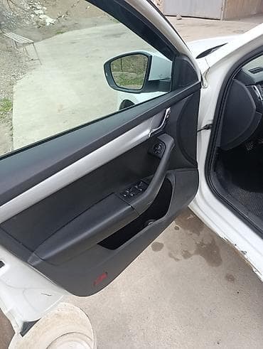 Skoda Octavia: 2015 г., 1.6 л, Автомат, Бензин, Седан at lalafo.kg — 10 Skoda Octavia: 2015 г., 1.6 л, Автомат, Бензин, Седан — 10