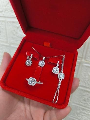 Набор украшений, Проба 925, Женские, Новый at lalafo.kg Набор украшений, Проба 925, Женские, Новый