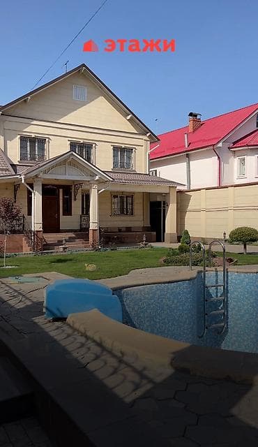 Продается отличный дом ! Первая линия по улице Ахунбаева ! at lalafo.kg Продается отличный дом ! Первая линия по улице Ахунбаева !