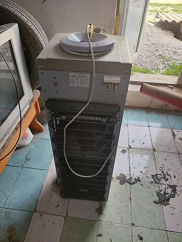 Кулер для воды at lalafo.kg Кулер для воды