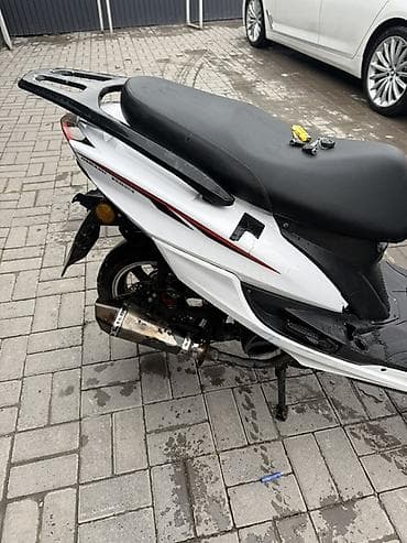 Макси-скутер BWS, 125 куб. см, Бензин, Б/у at lalafo.kg — 4 Макси-скутер BWS, 125 куб. см, Бензин, Б/у — 4