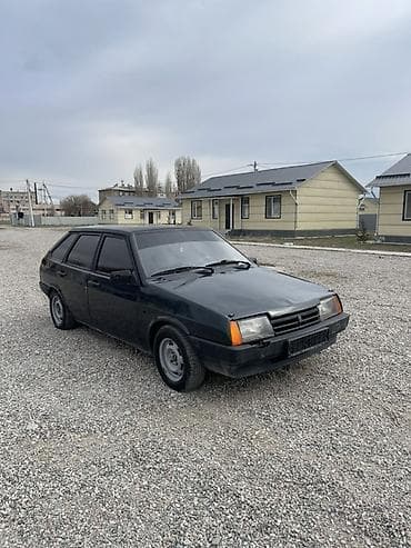 ВАЗ (ЛАДА) 2109: 2002 г., 1.5 л, Ручные, Бензин, Лифтбек at lalafo.kg ВАЗ (ЛАДА) 2109: 2002 г., 1.5 л, Ручные, Бензин, Лифтбек