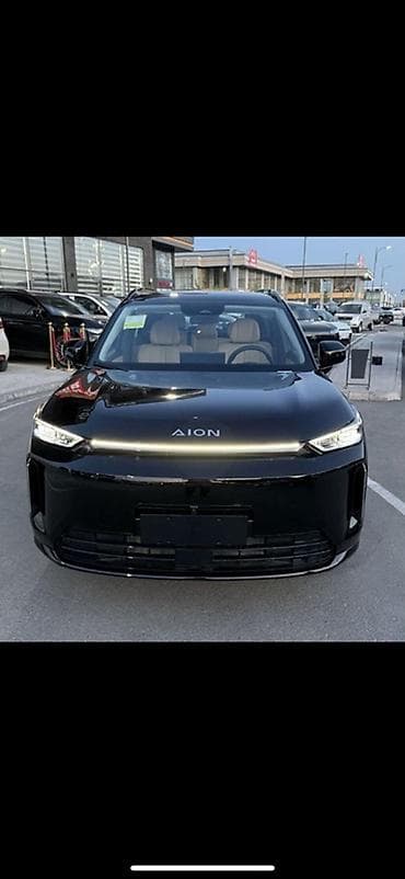 AION i60 — Гибрид - Кузов: современный 5‑дверный SUV, чёрный цвет at lalafo.kg AION i60 — Гибрид - Кузов: современный 5‑дверный SUV, чёрный цвет