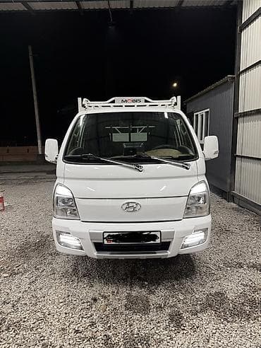 Легкий грузовик, Hyundai, Стандарт at lalafo.kg Легкий грузовик, Hyundai, Стандарт