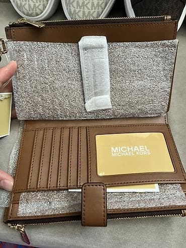 Визитка салгычтар: Капчык, Michael Kors, Нукура булгаары lalafo.kg да — 3 Визитка салгычтар: Капчык, Michael Kors, Нукура булгаары — 3