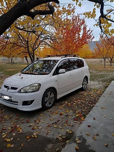 Toyota Ipsum: 2003 г., Минивэн at lalafo.kg Toyota Ipsum: 2003 г., Минивэн