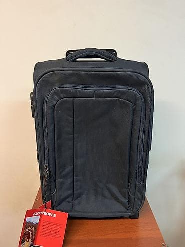 Чемодан, Б/у, Материал: Полиэстер, Маленький (до 40 л), На колесах at lalafo.kg Чемодан, Б/у, Материал: Полиэстер, Маленький (до 40 л), На колесах