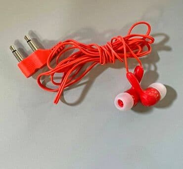 Earphone НАУШНИКИ вакуумные для использования в самолете. Разъем at lalafo.kg Earphone НАУШНИКИ вакуумные для использования в самолете. Разъем