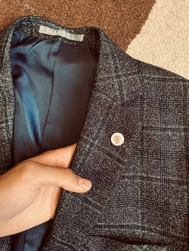 Продается пиджак турецкий от Marsel оригинал одевали только раз в at lalafo.kg Продается пиджак турецкий от Marsel оригинал одевали только раз в