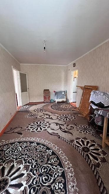 3 комнаты, 55 м², 2 этаж, Косметический ремонт at lalafo.kg 3 комнаты, 55 м², 2 этаж, Косметический ремонт