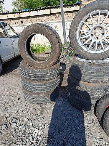 Комплект автомобильных шин и одно легкосплавное колесо. - Тип at lalafo.kg Комплект автомобильных шин и одно легкосплавное колесо. - Тип