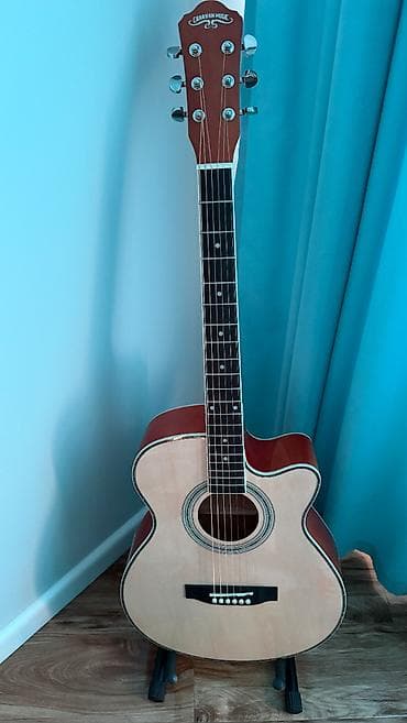 Акустическая гитара Caravan Music с вырезом (cutaway) - at lalafo.kg Акустическая гитара Caravan Music с вырезом (cutaway) -