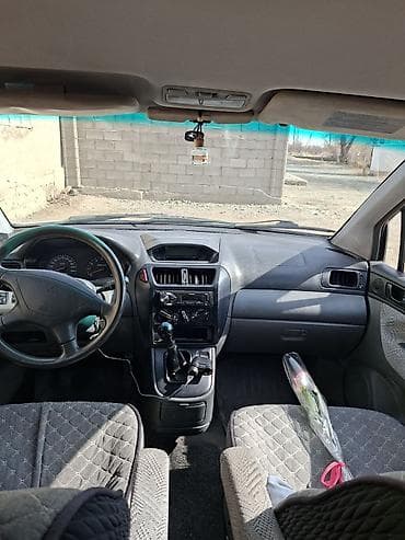 Mitsubishi Space Wagon: 1999 г., 2.4 л, Механика, Бензин, Универсал at lalafo.kg Mitsubishi Space Wagon: 1999 г., 2.4 л, Механика, Бензин, Универсал