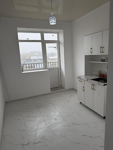 Светлая кухня и санузел с современной отделкой. Кухня: - Просторное at lalafo.kg Светлая кухня и санузел с современной отделкой. Кухня: - Просторное