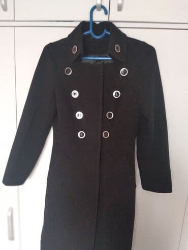 Пальто, Осень-весна, Кашемир, По колено, Приталенная модель, M at lalafo.kg Пальто, Осень-весна, Кашемир, По колено, Приталенная модель, M