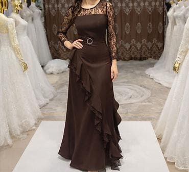 Вечернее платье, А-силуэт, Длинная модель, С рукавами, M at lalafo.kg Вечернее платье, А-силуэт, Длинная модель, С рукавами, M