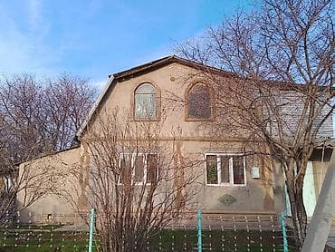 Продаётся дача с хозяйственными постройками и просторным двором. - at lalafo.kg Продаётся дача с хозяйственными постройками и просторным двором. -