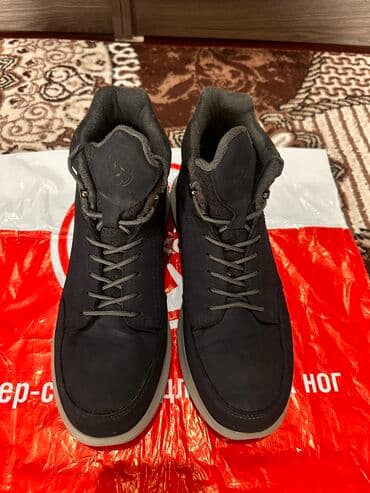 Ботинки. Европейская зима. Размер на 44,5 - 45. Абсолютно в новом at lalafo.kg Ботинки. Европейская зима. Размер на 44,5 - 45. Абсолютно в новом