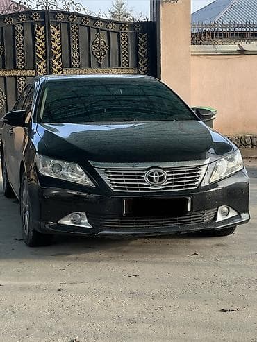 Toyota Camry: 2013 г., 3.5 л, Автомат, Бензин, Седан at lalafo.kg Toyota Camry: 2013 г., 3.5 л, Автомат, Бензин, Седан