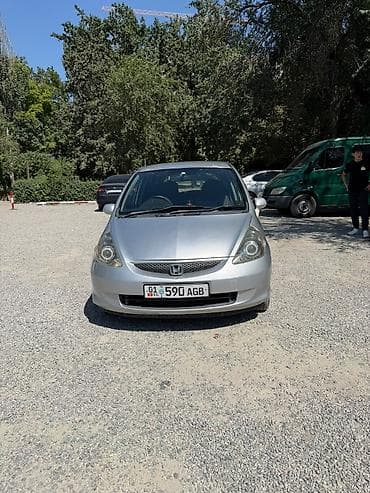 Honda Fit: 2004 г., 1.3 л, Вариатор, Бензин, Хетчбек lalafo.kg да Honda Fit: 2004 г., 1.3 л, Вариатор, Бензин, Хетчбек