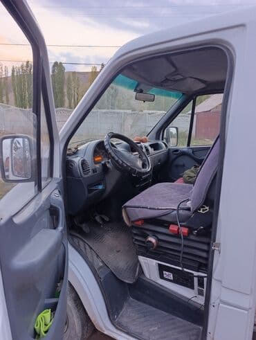 Ковролин: Mercedes-Benz Спринтер: 2003 г., 2.2 л, Механика, Дизель lalafo.kg да — 2 Ковролин: Mercedes-Benz Спринтер: 2003 г., 2.2 л, Механика, Дизель — 2