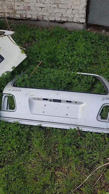 Крышка багажника Mercedes-Benz, Оригинал at lalafo.kg Крышка багажника Mercedes-Benz, Оригинал