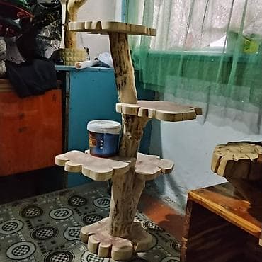 Полка, этажерка для цветов, Дерево at lalafo.kg Полка, этажерка для цветов, Дерево