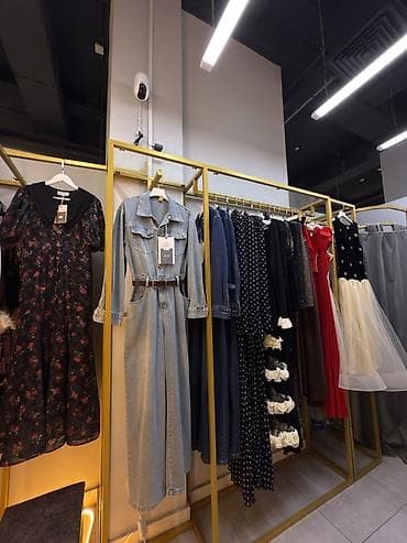 Предлагаем прочные и стильные кронштейны для размещения одежды в at lalafo.kg Предлагаем прочные и стильные кронштейны для размещения одежды в