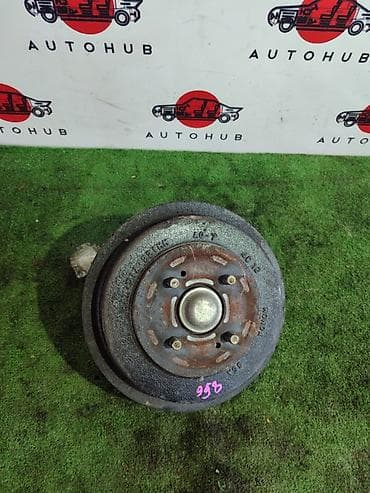 Цапфа (ступица в сборе с тормозным барабаном) для Honda Civic, SXE10 at lalafo.kg Цапфа (ступица в сборе с тормозным барабаном) для Honda Civic, SXE10
