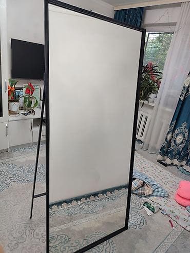 Напольное зеркало в металлической раме - Формат: полноразмерное at lalafo.kg Напольное зеркало в металлической раме - Формат: полноразмерное