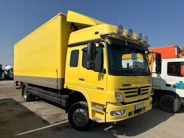 Грузовик, Mercedes-Benz, Стандарт, 7 т, Б/у at lalafo.kg Грузовик, Mercedes-Benz, Стандарт, 7 т, Б/у