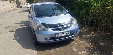 Honda Fit: 2002 г., 1.3 л, Кол менен иштөөчү, Бензин, Хетчбек lalafo.kg да Honda Fit: 2002 г., 1.3 л, Кол менен иштөөчү, Бензин, Хетчбек